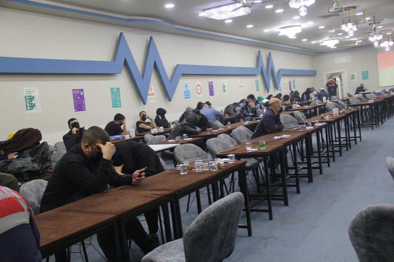 Sözde sendikaya kumar baskınında asit detayı! 3