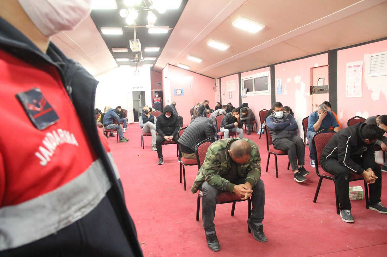 Sözde sendikaya kumar baskınında asit detayı! 10
