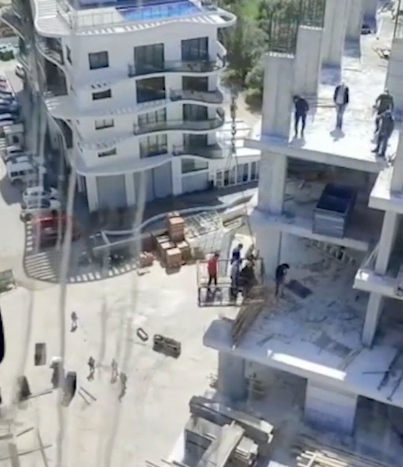 Ajda Pekkan 12 Milyonluk Evini Vinçle Gezdi! 5