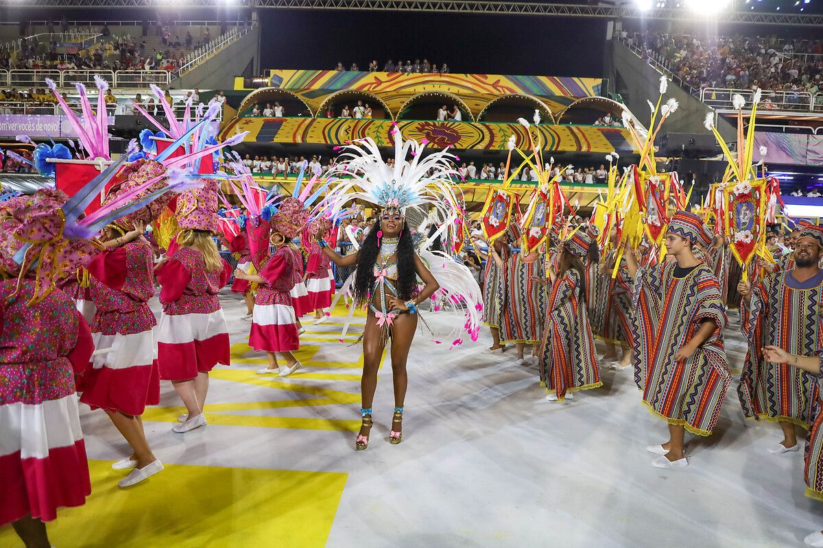 Dünyaca ünlü Rio Karnavalı iki yıl aradan sonra geri döndü 22