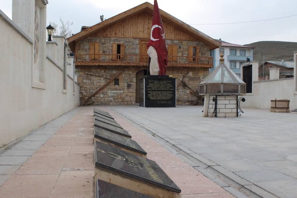 Bayburt'ta iffet anıtı! 'Kadınlar Ermeni saldırılarında namuslarını korumak için kendilerini kuyuya atıyordu' 4