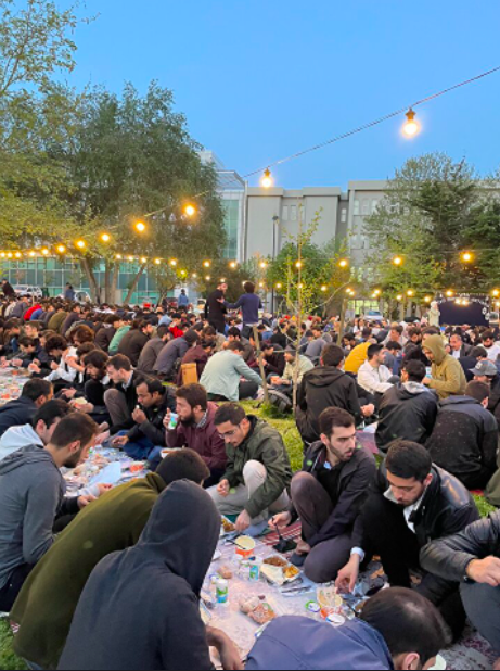 İTÜ'de öğrenciler iftarda bir araya geldi 5