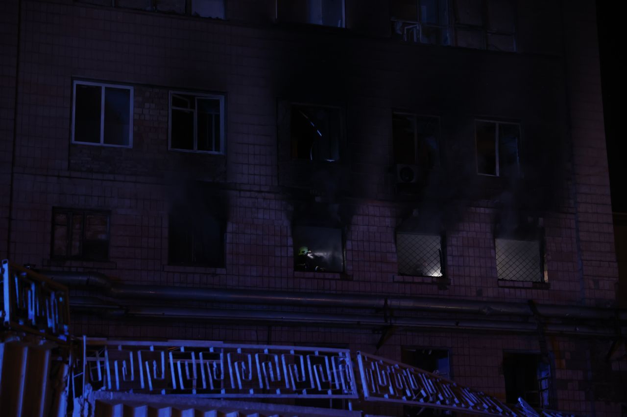 Rusya, Kiev'i bombaladı! Saldırı bölgesinden ilk görüntüler geldi 18