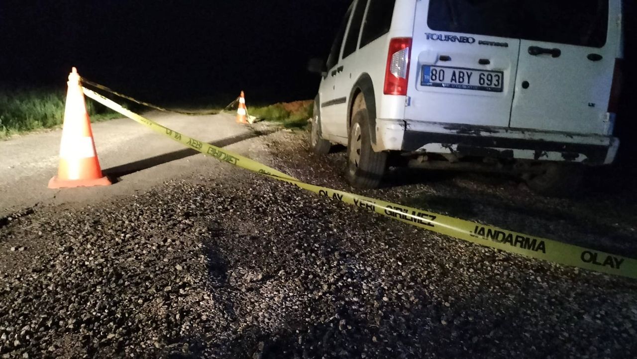Eşini ve oğlunu öldüren cani babanın arabası terk edilmiş halde bulundu 4