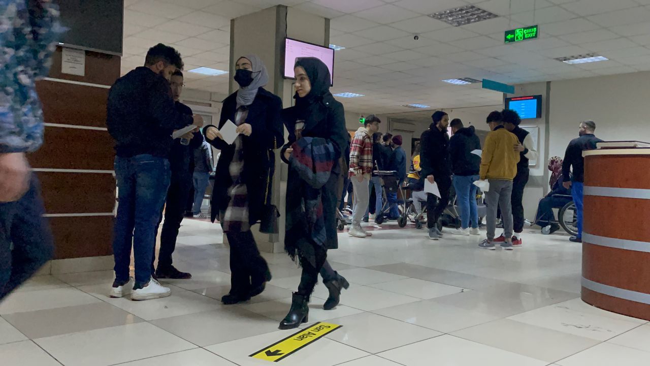 Samsun'da 80 üniversiteli iftar yemeğinden zehirlendi 6