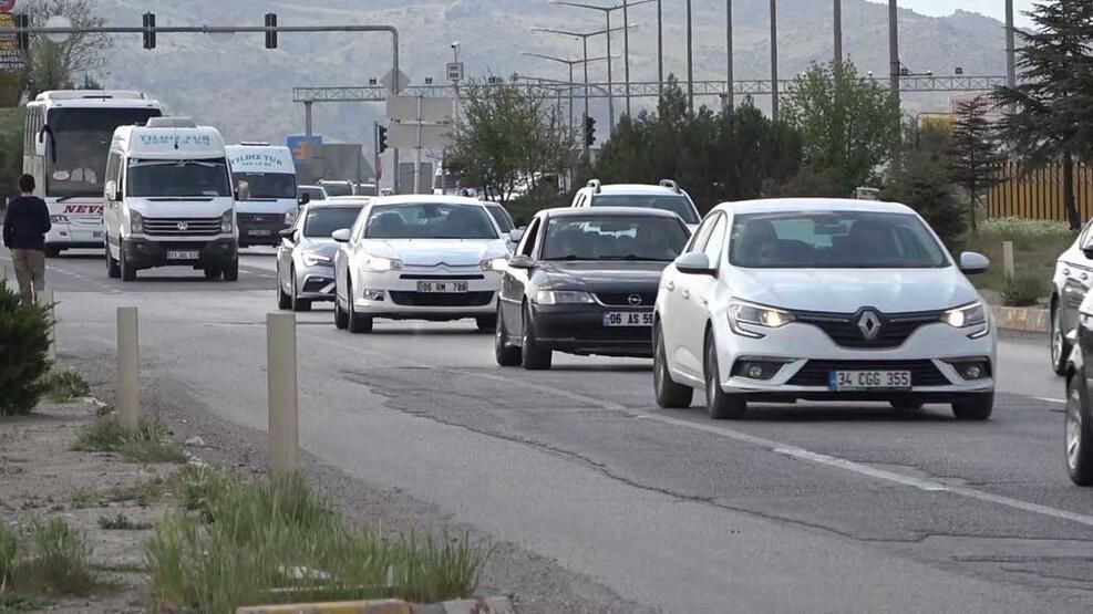 Bayram öncesi yola çıkacak sürücüler dikkat: Sakın bu hatalara düşmeyin! 5