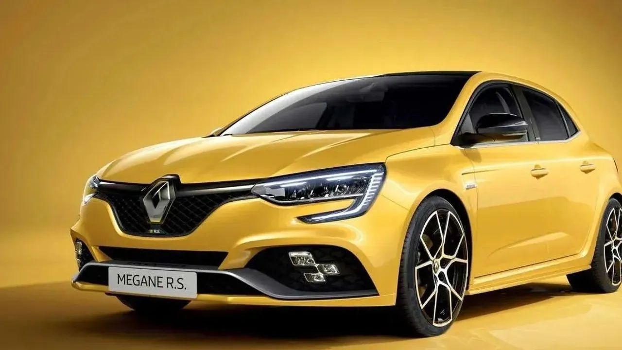 Renault Megane 2022 Fiyatlarında Daha Önce Bunu Yapmadı! Dev Markanın Fiyat Listesinde Çılgınlık! 5