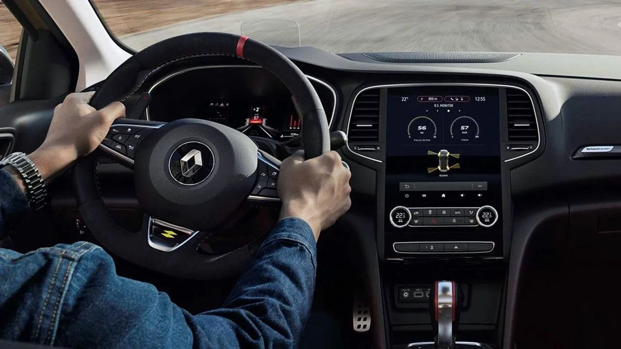 Renault Megane 2022 Fiyatlarında Daha Önce Bunu Yapmadı! Dev Markanın Fiyat Listesinde Çılgınlık! 16
