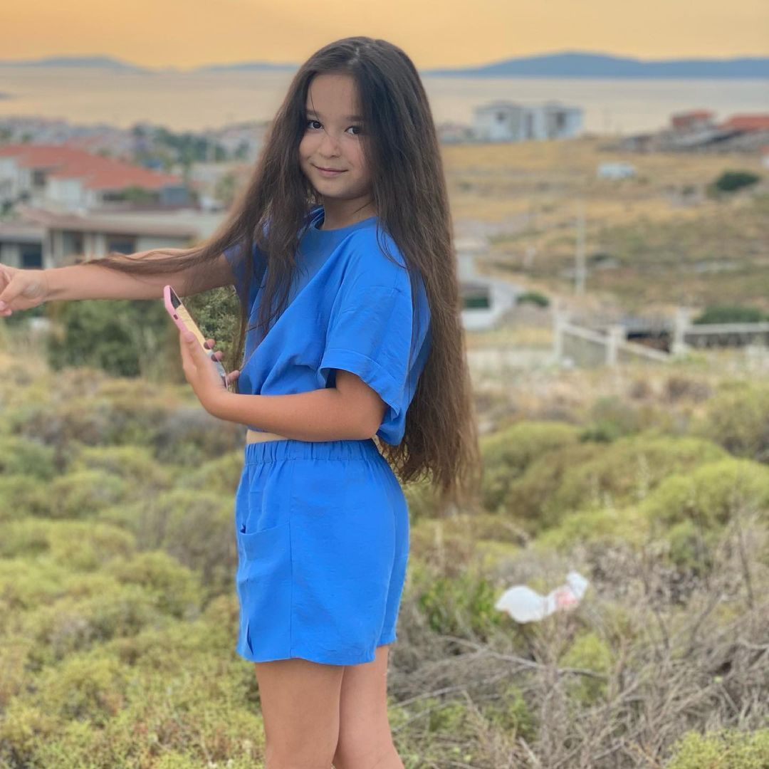 İbrahim Tatlıses ile Ayşegül Yıldız'ın kızları Elif Ada Tatlıses son haliyle görenleri hayrete düşürdü 16