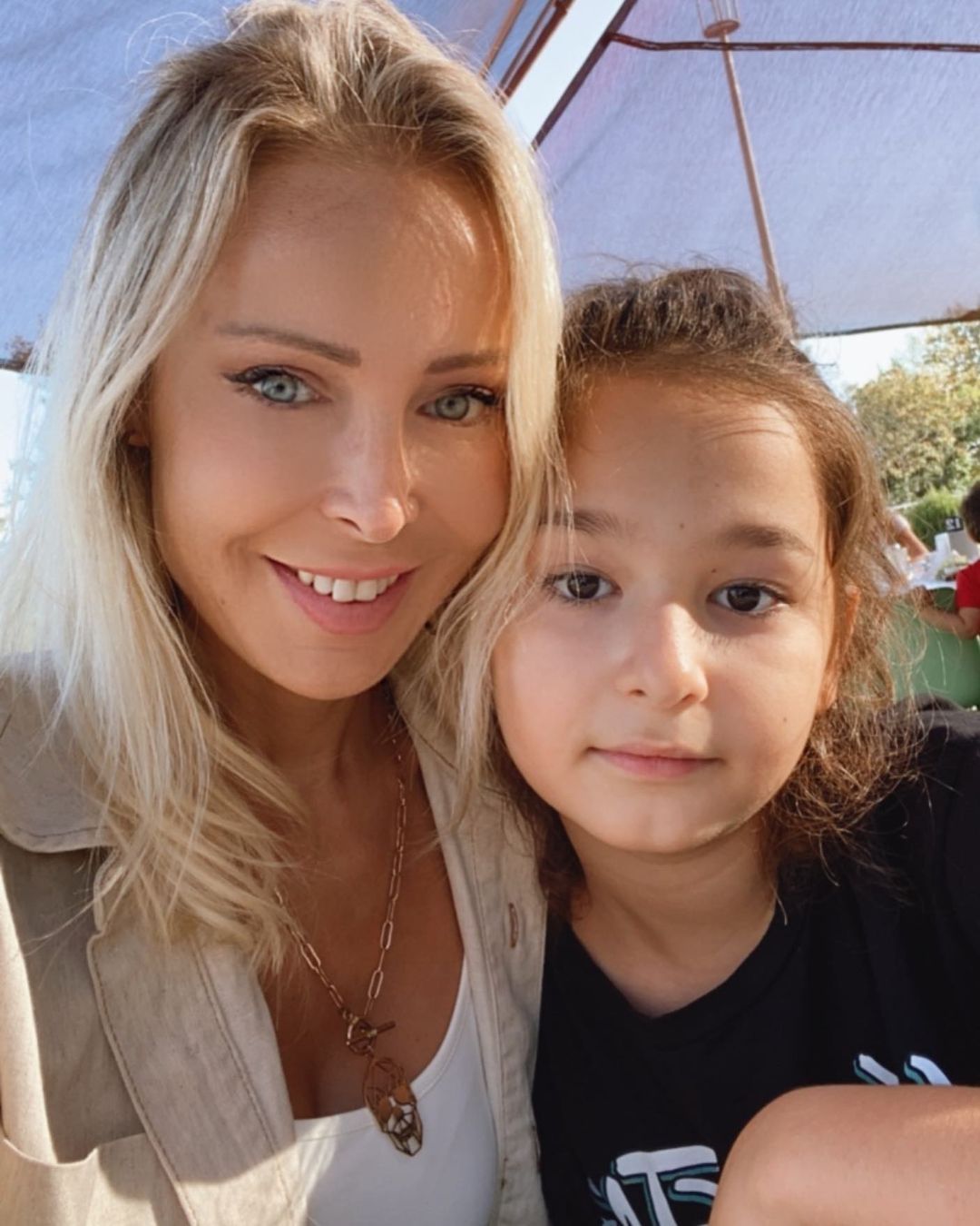 İbrahim Tatlıses ile Ayşegül Yıldız'ın kızları Elif Ada Tatlıses son haliyle görenleri hayrete düşürdü 26