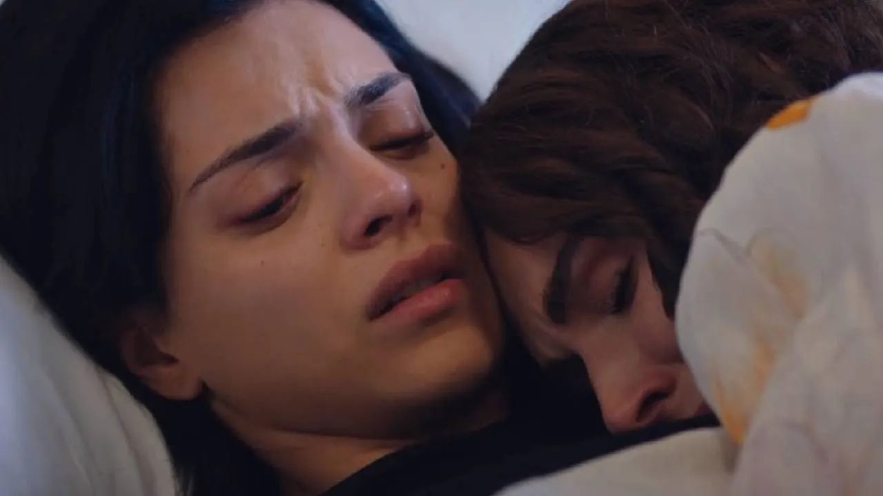 İyilik Dizisinde Hikaye Kocaman Bir Yalan Çıktı! İyilik Nefes Kesici Felaketlerle Geliyor 17