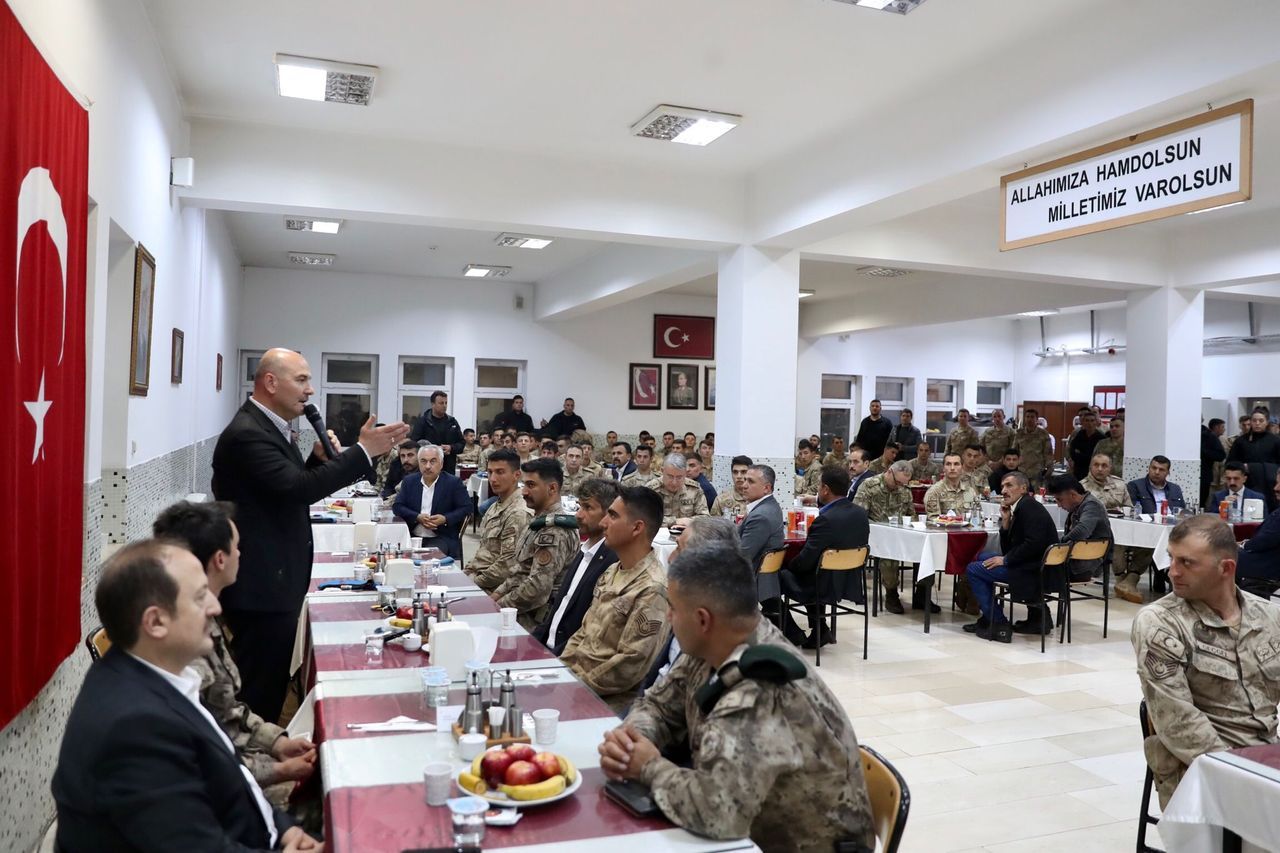 Bakan Soylu: Onları yok etme madalyası sizin boynunuza takılacaktır 7