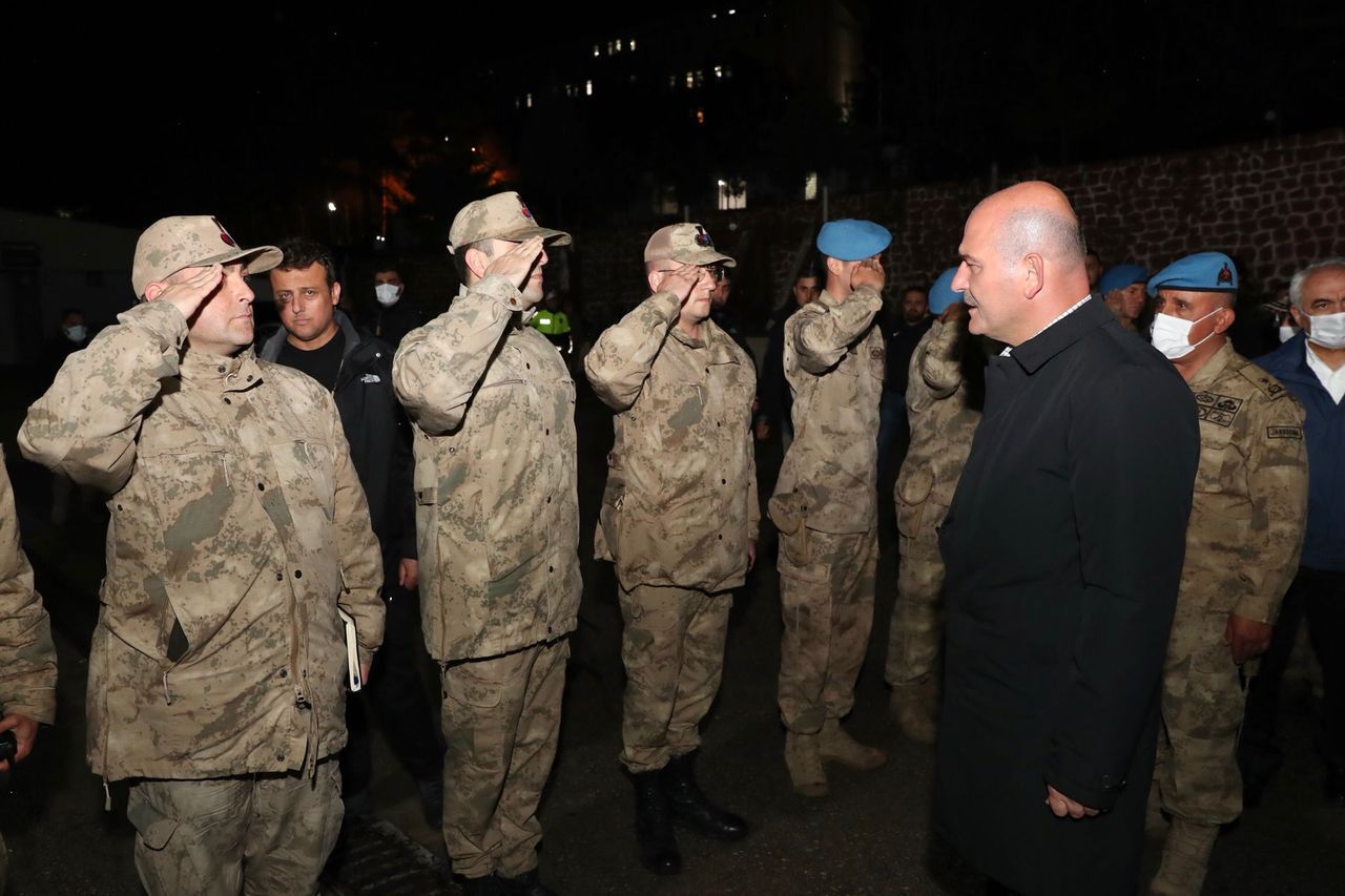 Bakan Soylu: Onları yok etme madalyası sizin boynunuza takılacaktır 13