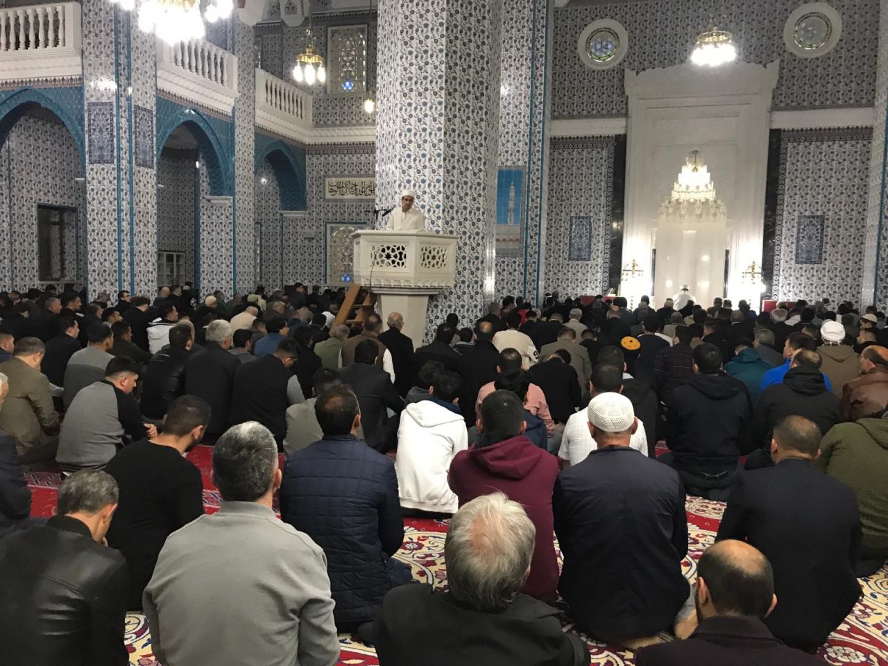 2 yıllık özlem sona erdi: Türkiye’de ilk bayram namazı Iğdır’da kılındı 3