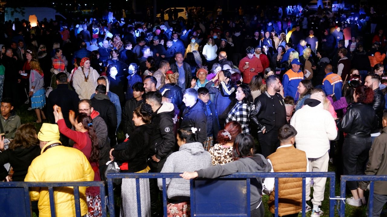 On binlerce kişi Edirne'ye akın etti: Kakava Hıdırellez şenlikleri sabaha kadar sürdü! 9