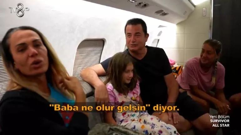 Survivor 2022'de Gönüllüler İngiltere'ye Uçtu! Hull City Taraftarı Sokakta Karşıladı! 3