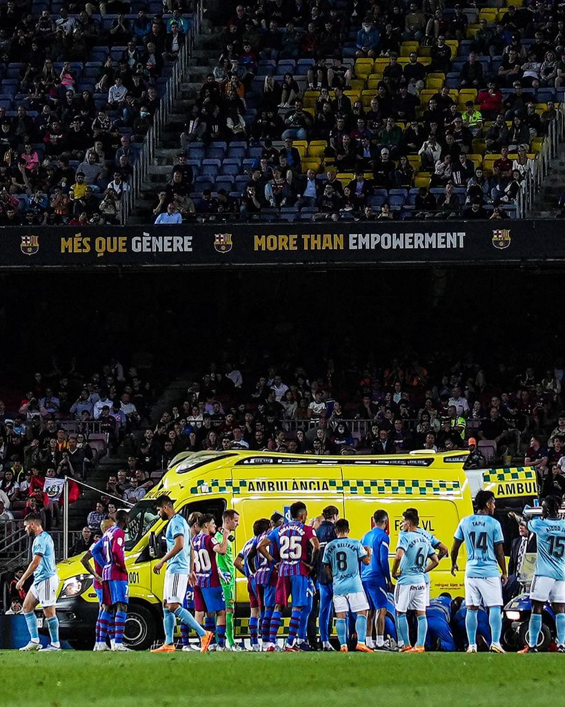 Takım arkadaşıyla kafa kafaya çarpışan Barcelonalı Ronald Araujo beyin sarsıntısı geçirdi 4