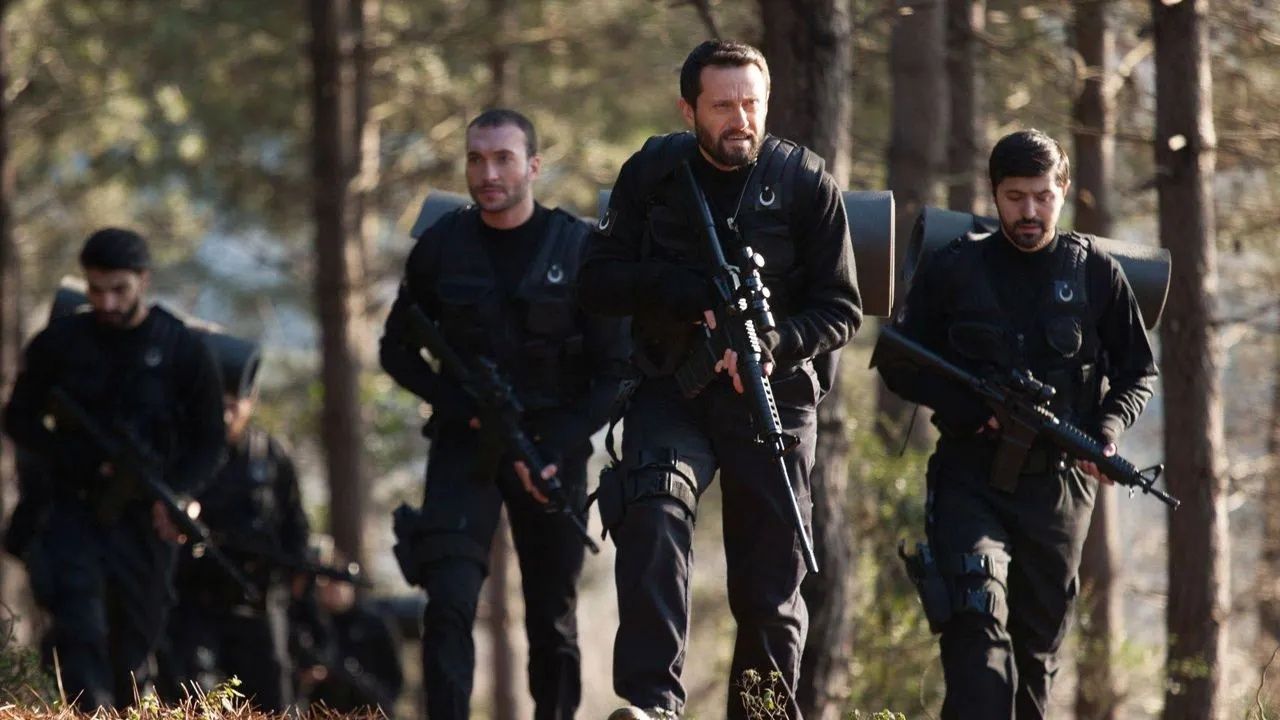 Kurtlar Vadisi Eski Ekip Toplandı! Kanal Belli Oldu, Başrol Oyuncuları Müjdeyi Verdi! 15