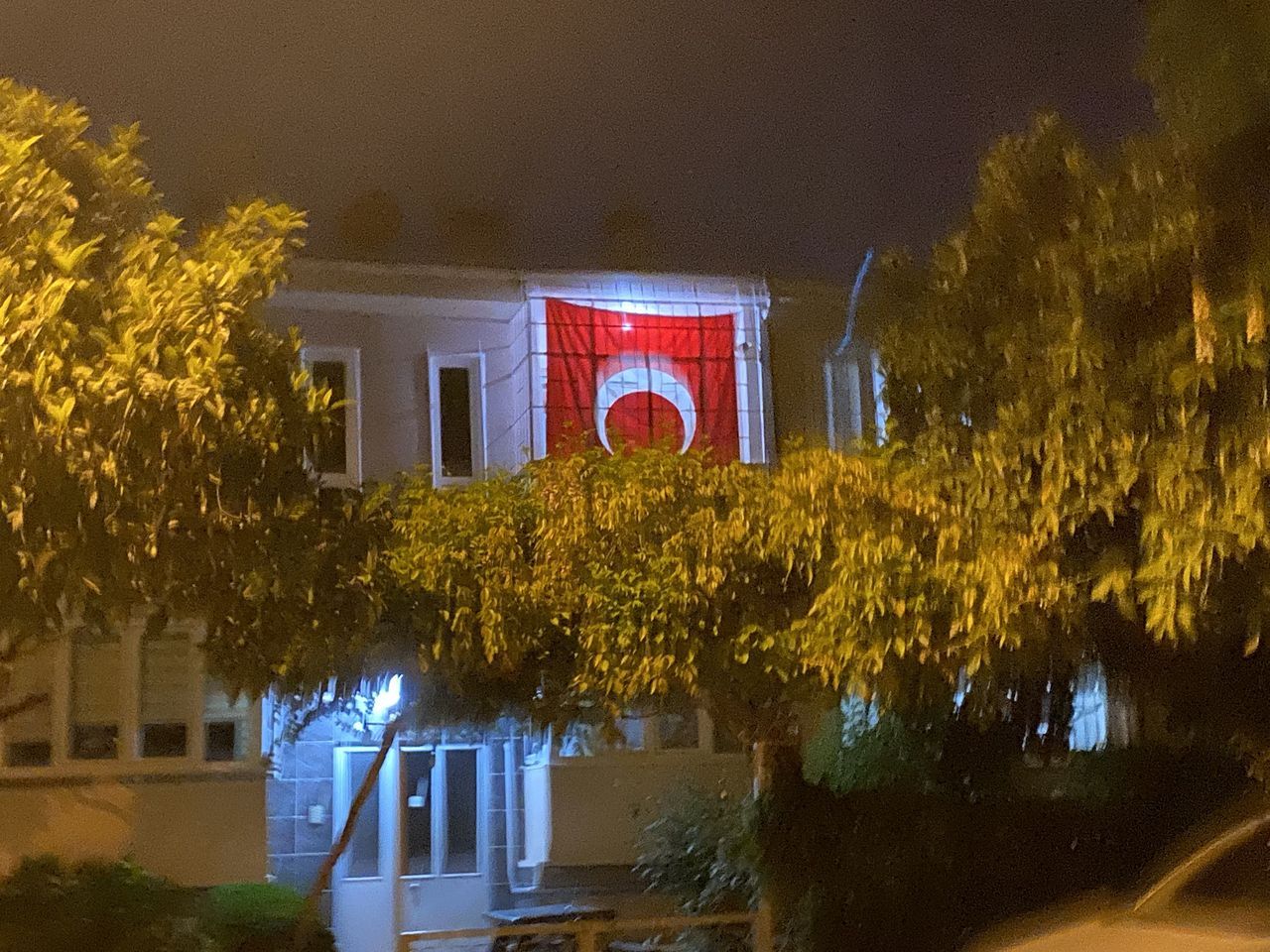 Bursa'ya şehit ateşi düştü! Kovalamacada kamyon altında kalan şehit polis 1 ay önce evlenmiş 5