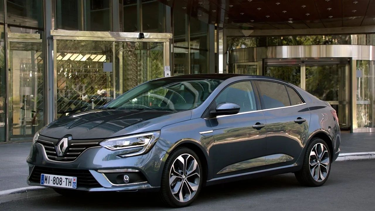 Renault Megane Fiyatları 2022 Mayıs Listesi çıldırdı! Megane severler bu listeye bakamadı 12