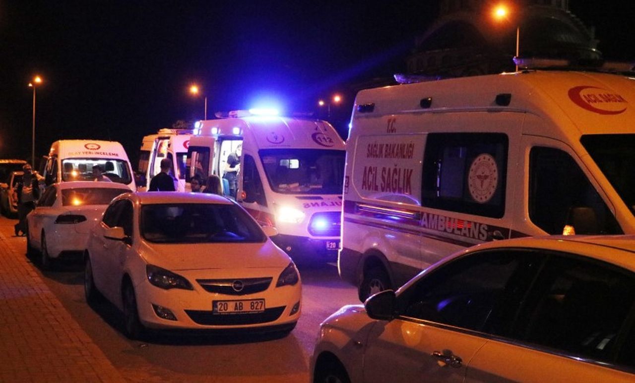 Denizli'deki kız yurdunda 65 lise öğrencisi zehirlendi! 1