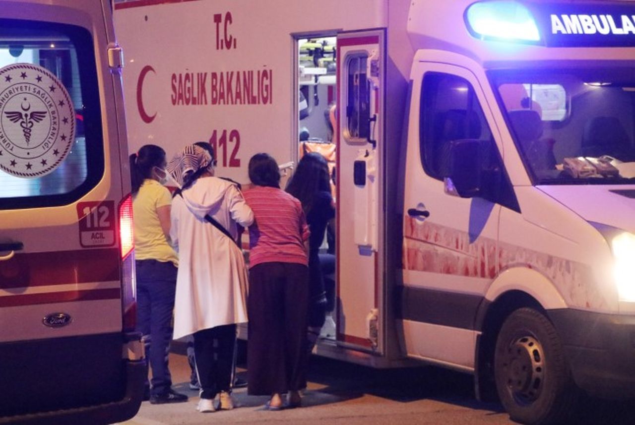 Denizli'deki kız yurdunda 65 lise öğrencisi zehirlendi! 4