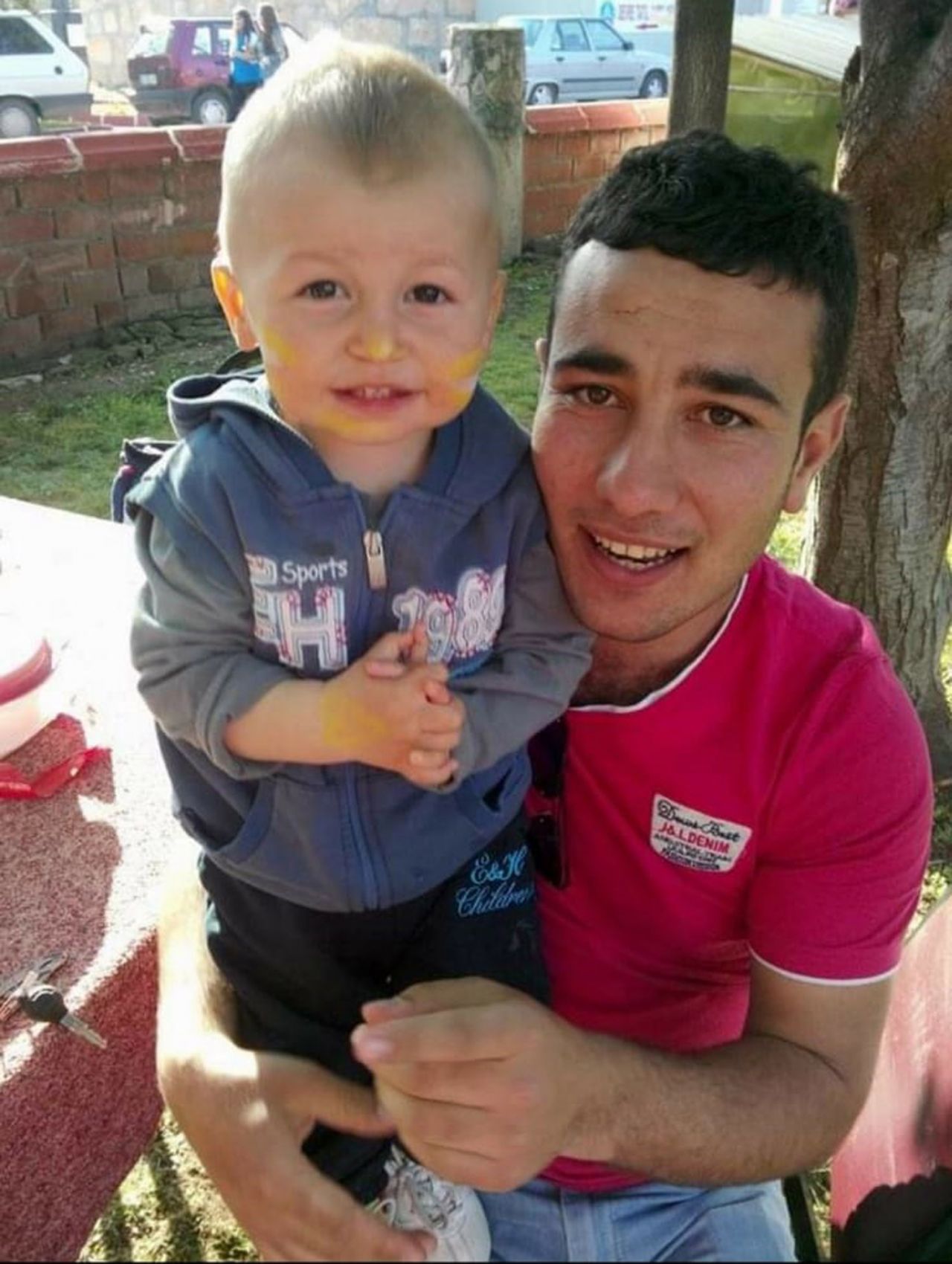 Bir aile yok oldu! Anne ve babası kazada ölmüştü, minik Osman da kurtarılamadı 1