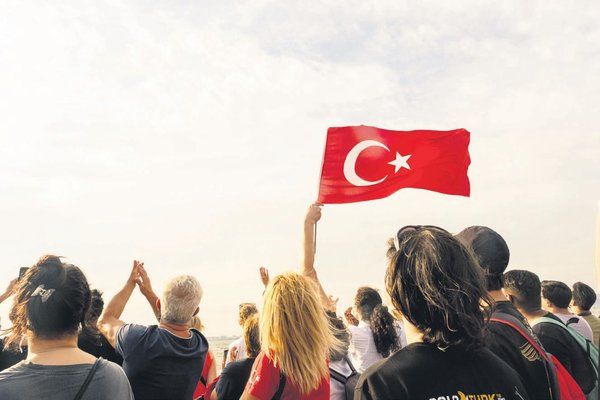 Kurtuluş mücadelesinin 103. yıl dönümü: 19 Mayıs Atatürk'ü Anma, Gençlik ve Spor Bayramı tüm yurtta coşkuyla kutlanıyor! 9