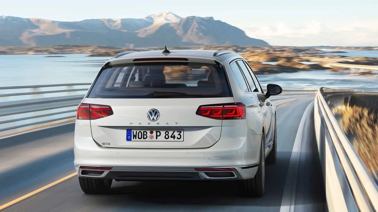 Wolkswagen Passat Almak Her Yiğidin Harcı Değil! Passat 2022 Fiyat Listesi Can Yakıyor 1