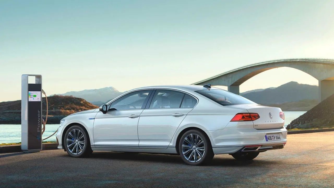 Wolkswagen Passat Almak Her Yiğidin Harcı Değil! Passat 2022 Fiyat Listesi Can Yakıyor 5