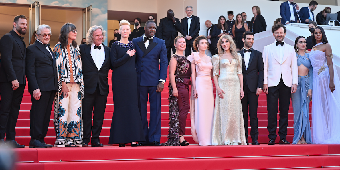 Begüm Kütük ile Erdil Yaşaroğlu, Cannes Film Festivali'ne katıldı 1