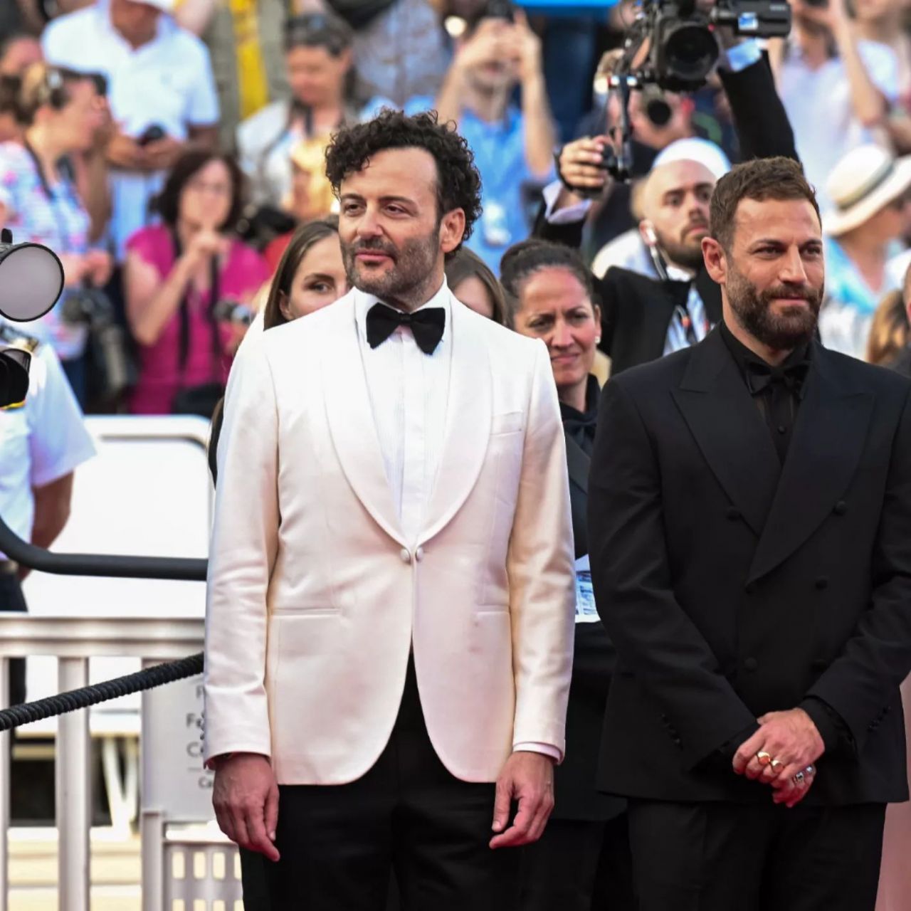 Begüm Kütük ile Erdil Yaşaroğlu, Cannes Film Festivali'ne katıldı 9