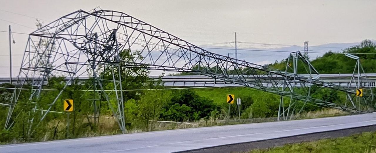 Kanada’yı fırtına vurdu! 8 kişi öldü, 1 milyon kişi elektriksiz kaldı 4