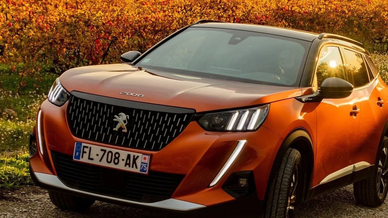 Peugeot 2008 Fiyat Listesi Yaza Damga Vuracak! SUV Meraklısına Çılgın Fiyatlar Geliyor 8