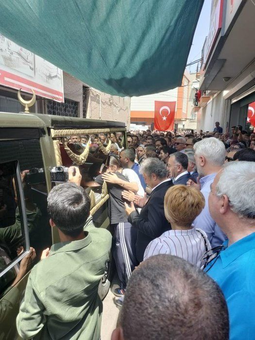 İzmirli şehit Piyade Uzman Çavuş Hüseyin Cankaya'dan yürek burkan vasiyet: Bir ay sonra evlenecekti! 1