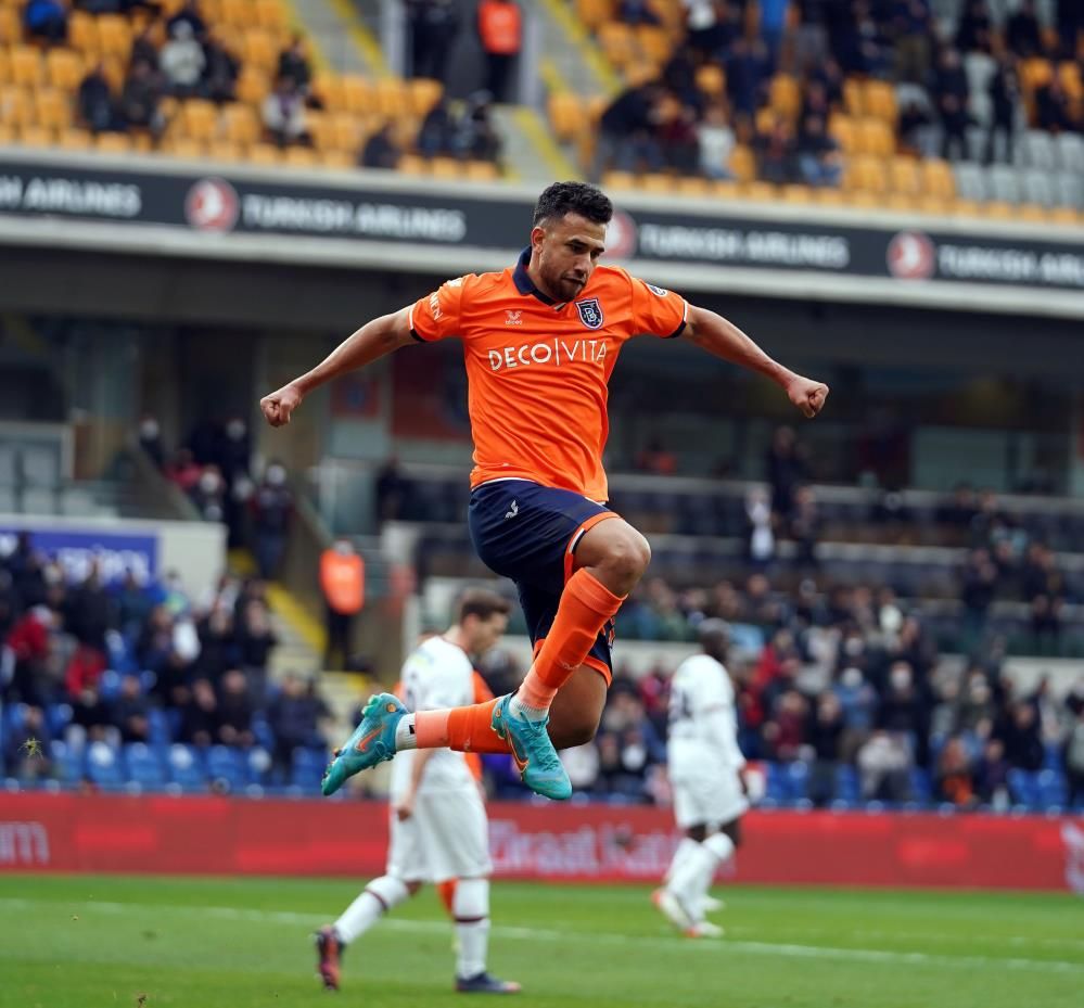 Fenerbahçe'nin transferdeki hedefi Mısırlı futbolcu Mahmoud Trezeguet! Kasımpaşa ve Başakşehir'de forma giymişti 1