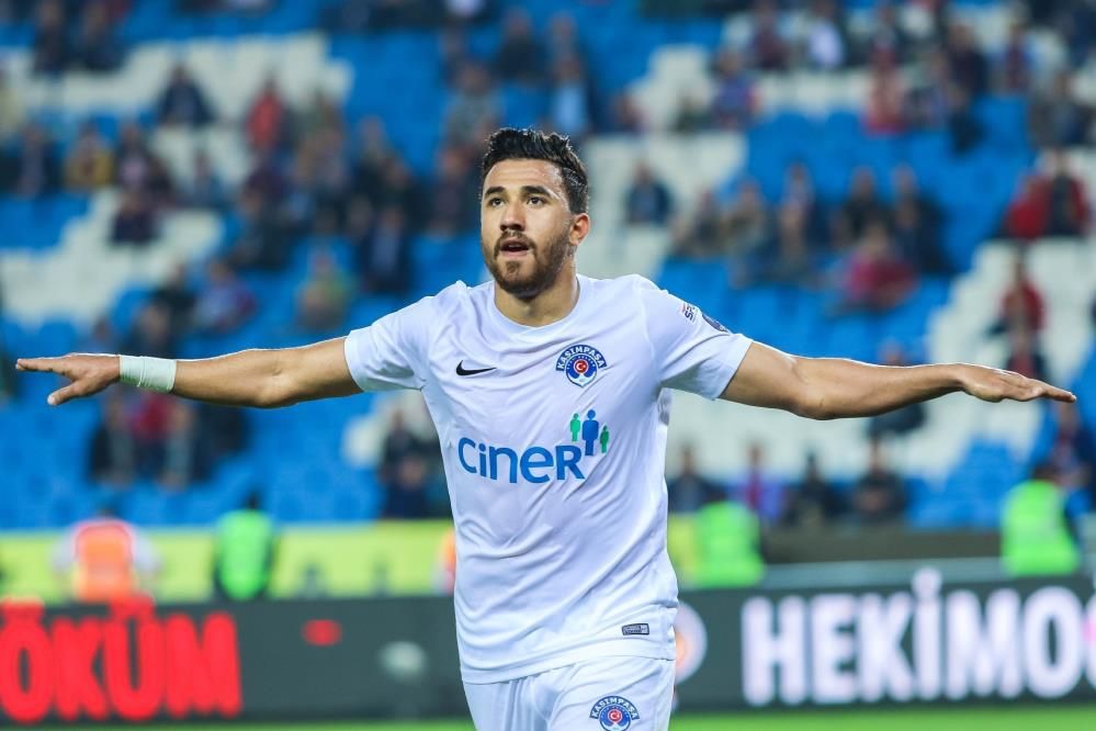 Fenerbahçe'nin transferdeki hedefi Mısırlı futbolcu Mahmoud Trezeguet! Kasımpaşa ve Başakşehir'de forma giymişti 3