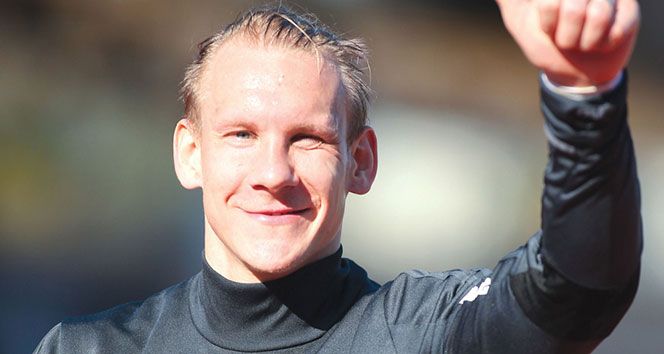 Beşiktaş'a veda eden deneyimli stoper Domagoj Vida'nın Galatasaray'a gideceği öne sürüldü 6
