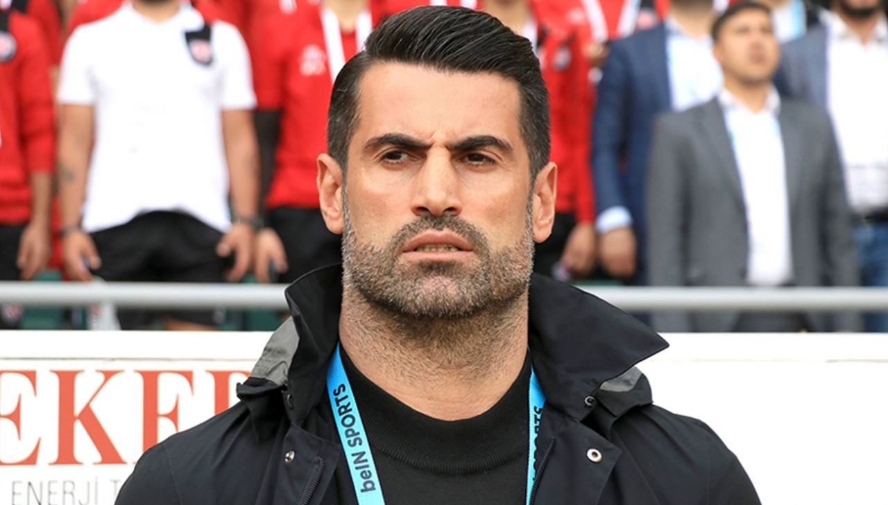 Teknik direktör Volkan Demirel ile Süper Lig ekibi Fatih Karagümrük'ün yolları ayrıldı 5