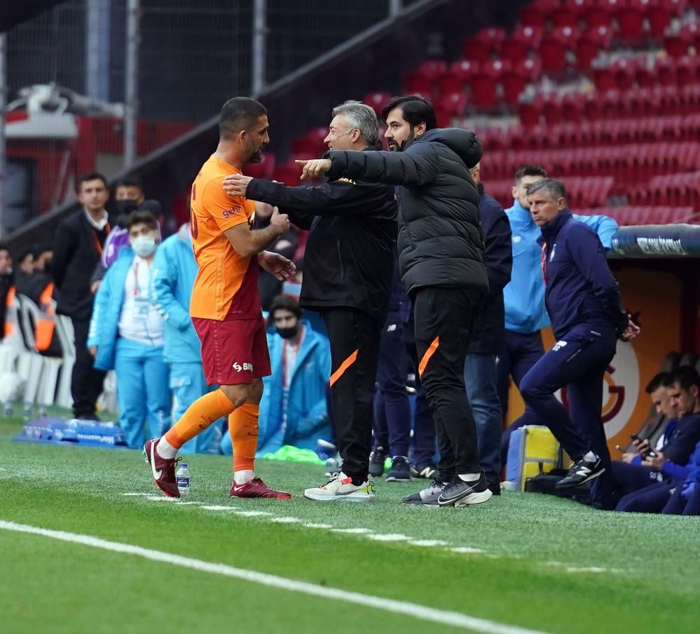 Galatasaray'da Arda Turan'a yeni görev! Dursun Özbek başkan olursa yeni kariyere yelken açacak 2