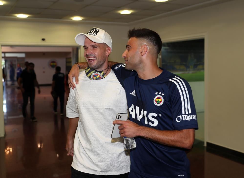 Fenerbahçe'de tecrübeli futbolcu Filip Novak ile yollar ayrılıyor iddiası 10