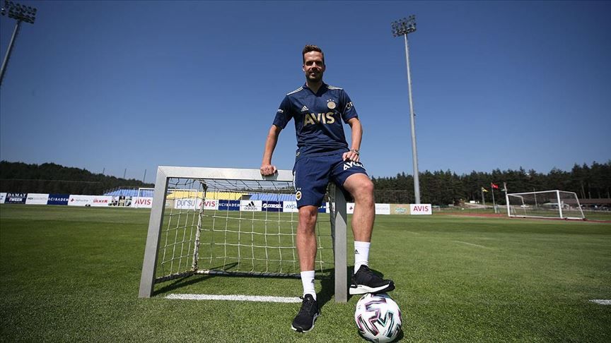 Fenerbahçe'de tecrübeli futbolcu Filip Novak ile yollar ayrılıyor iddiası 6