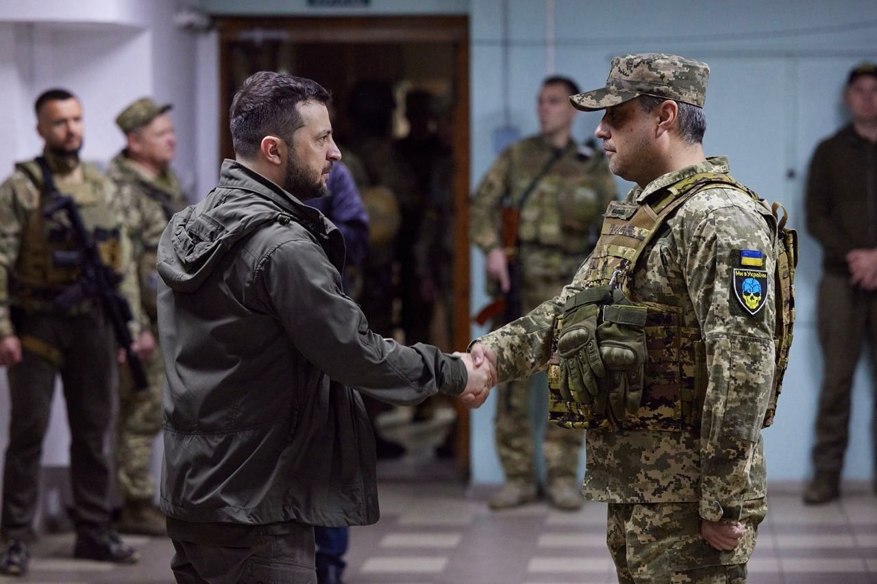 Zelenskiy, cephe hattındaki Harkov’u ziyaret etti 2