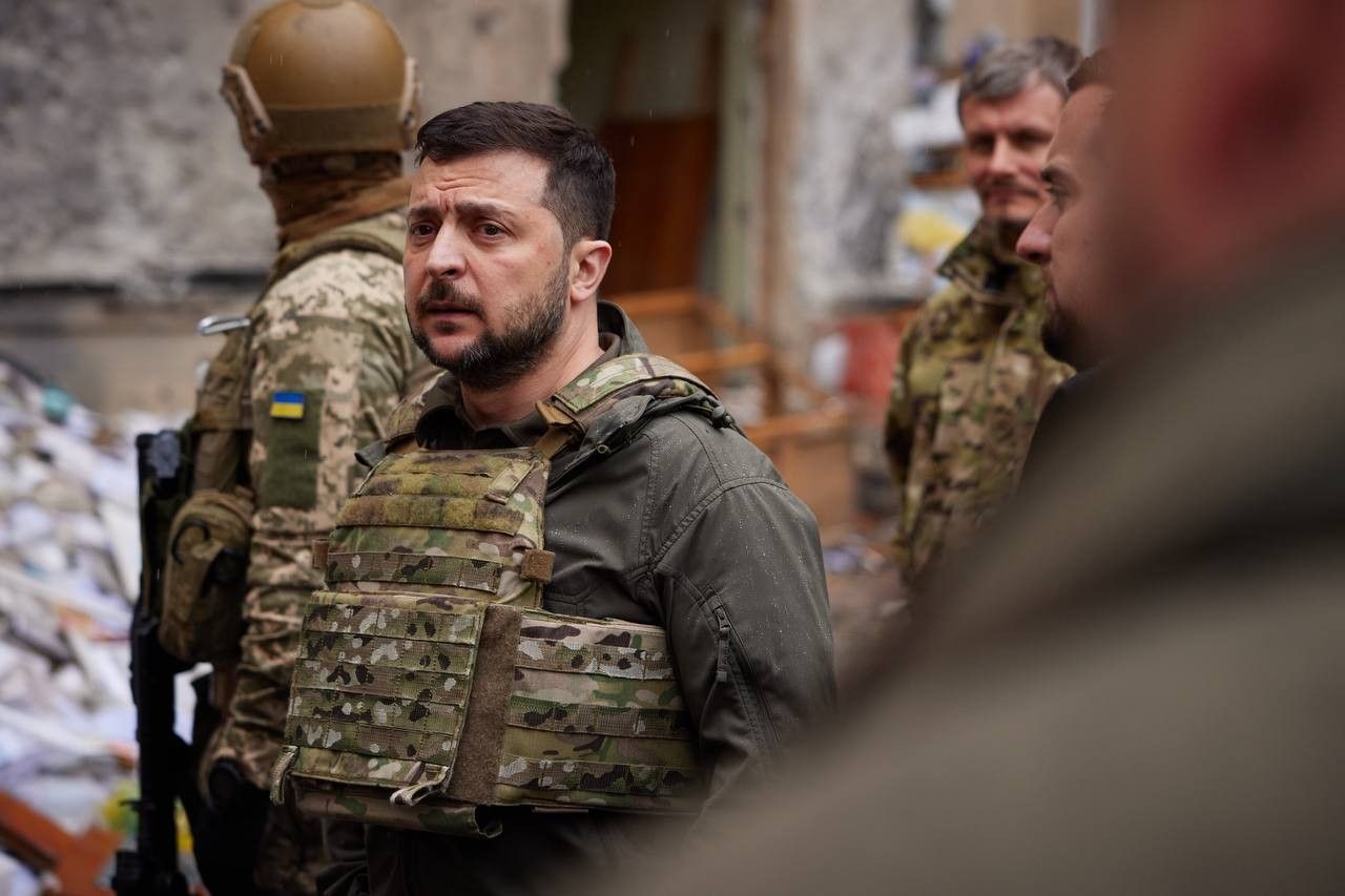 Zelenskiy, cephe hattındaki Harkov’u ziyaret etti 6