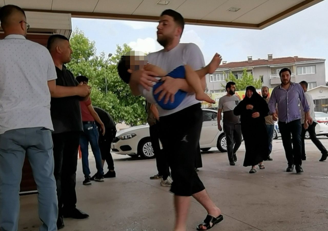 3 yaşındaki Ömer, 5. katın penceresinden düştü! 1