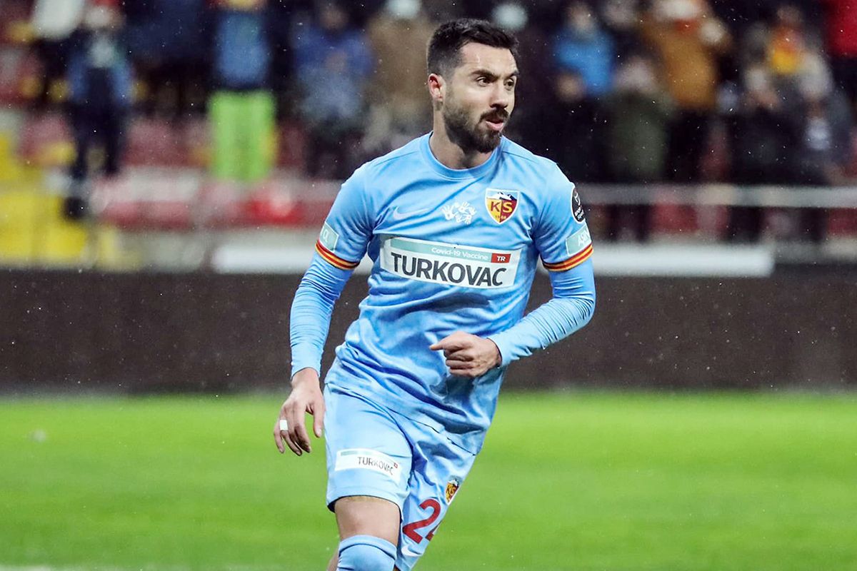 Süper Lig'de transfer dönemi başlıyor! İşte sözleşmesi sona eren, serbest kalan futbolcular 19