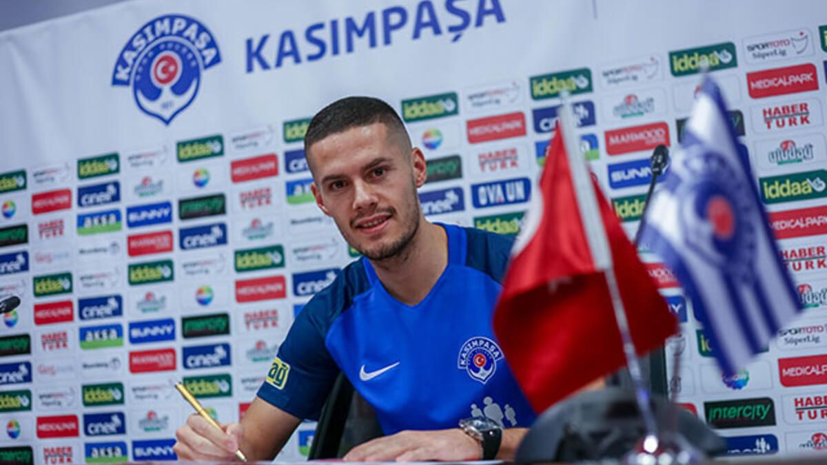 Süper Lig'de transfer dönemi başlıyor! İşte sözleşmesi sona eren, serbest kalan futbolcular 51