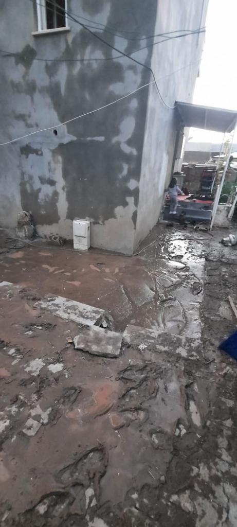 Ağrı’da sel felaketi! Suya kapılan 8 yaşındaki çocuk hayatını kaybetti 9