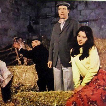 Güzelliğinden hiçbir şey kaybetmemiş... Tokatçı filminin Emine'si Nazan Saatçi'nin yıllar sonraki hali ortaya çıktı 6