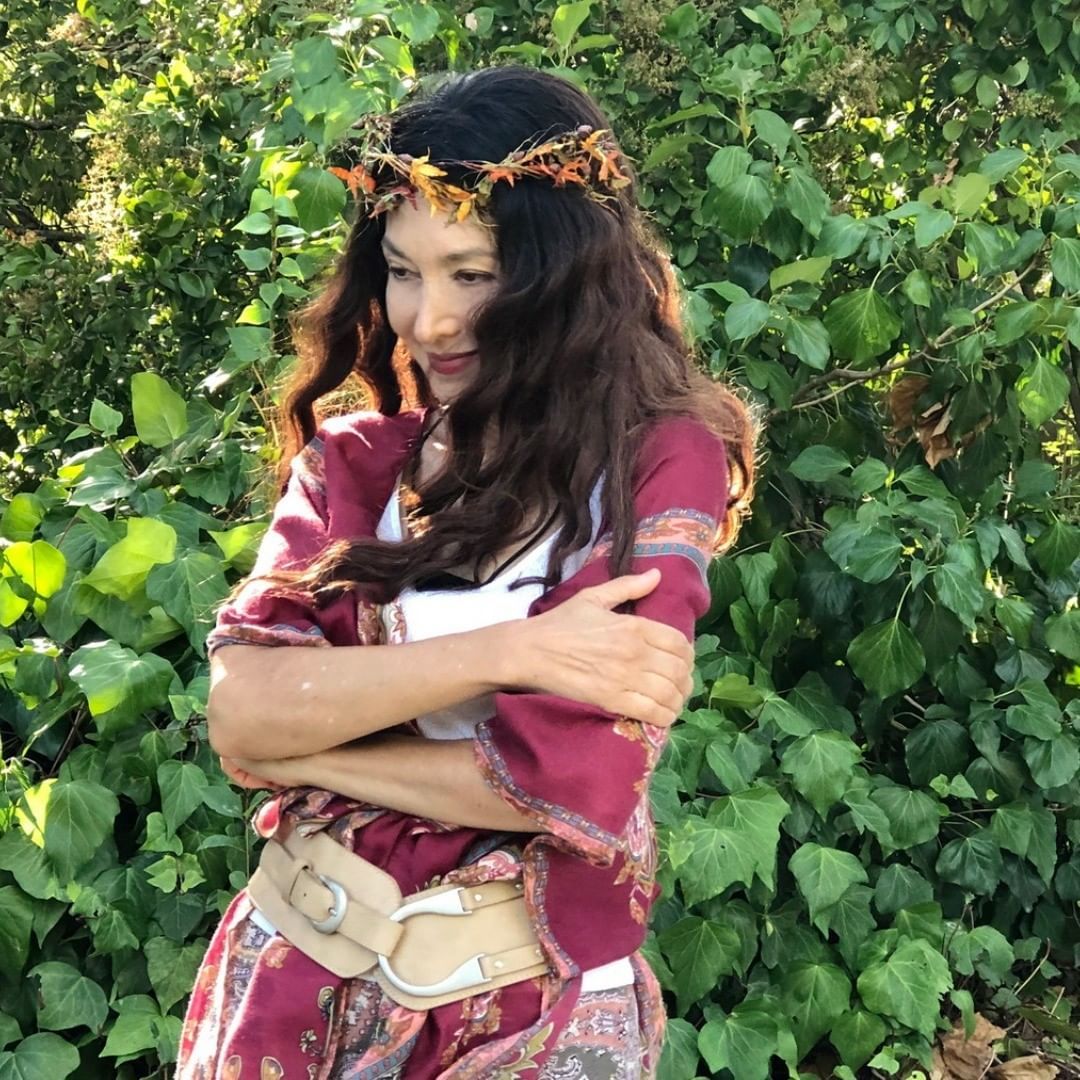Güzelliğinden hiçbir şey kaybetmemiş... Tokatçı filminin Emine'si Nazan Saatçi'nin yıllar sonraki hali ortaya çıktı 22